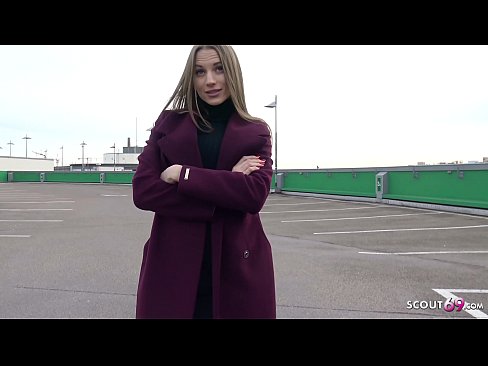 ❤️ IS SCÓITÉAL Gearmánaigh Aisling A THUGANN CRUACH, TELLTALE PÁIRCEÁLA AGUS SEXY AR AIRGEAD ❌ Porn ardchaighdeáin linn ❌️❤